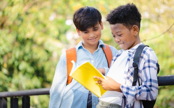 university-students-from-diverse-communities-coming-together-on-campus